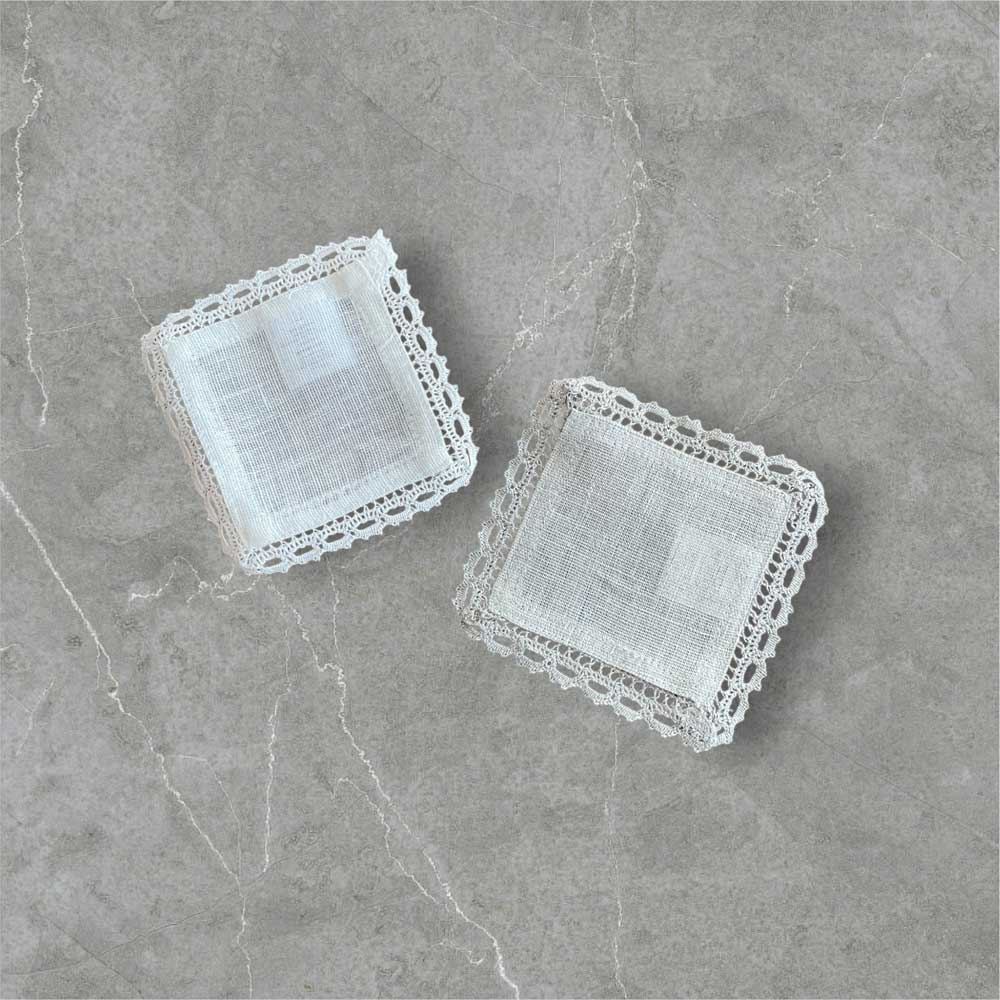 Lino e Lina（リーノ エ リーナ）リネン100%レースコースター