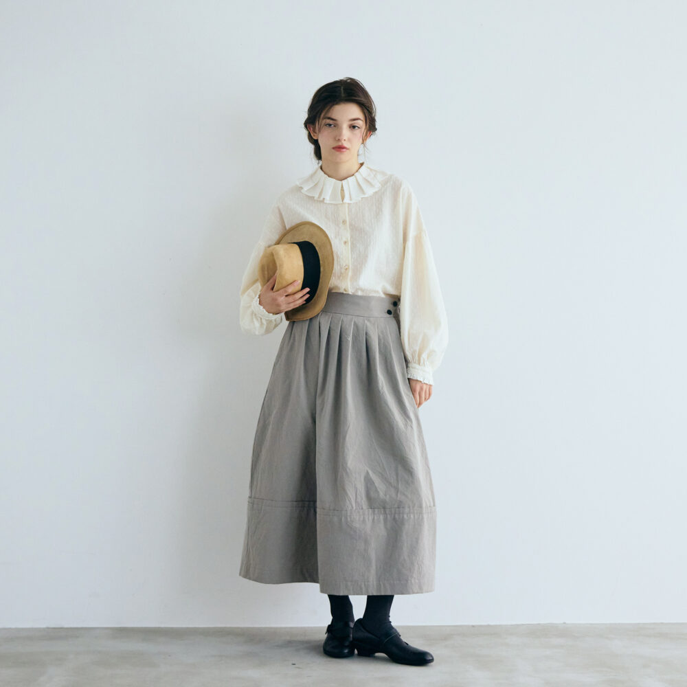 MAGALI(マガリ)オールドコットン・ラップ風スカート グレイ - 画像 (4)